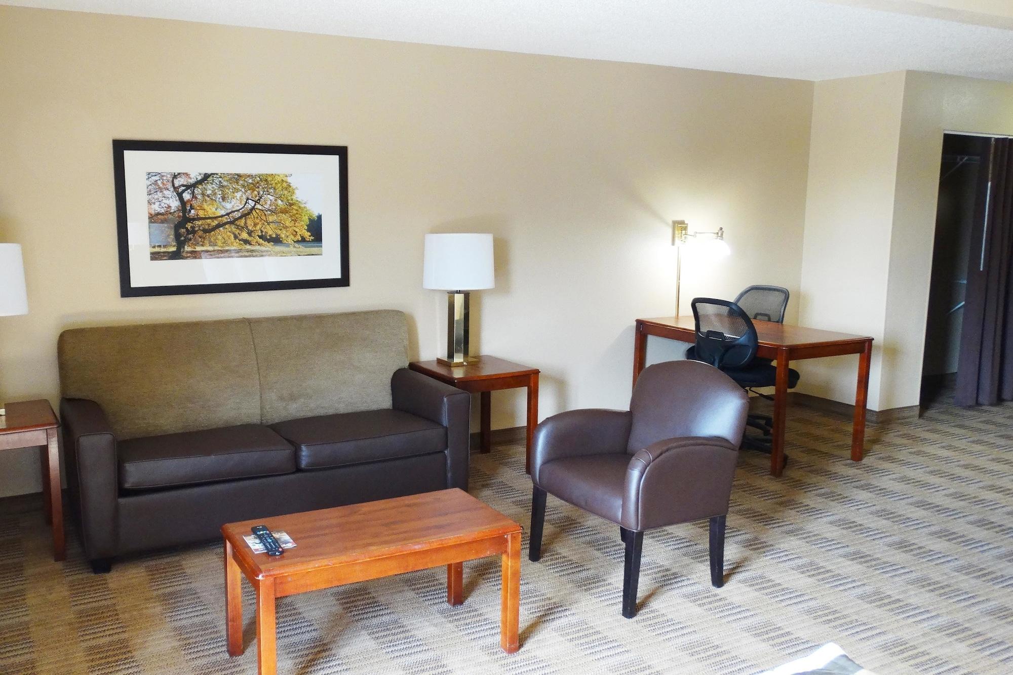 Extended Stay America Select Suites - Rockford - State Street Extérieur photo