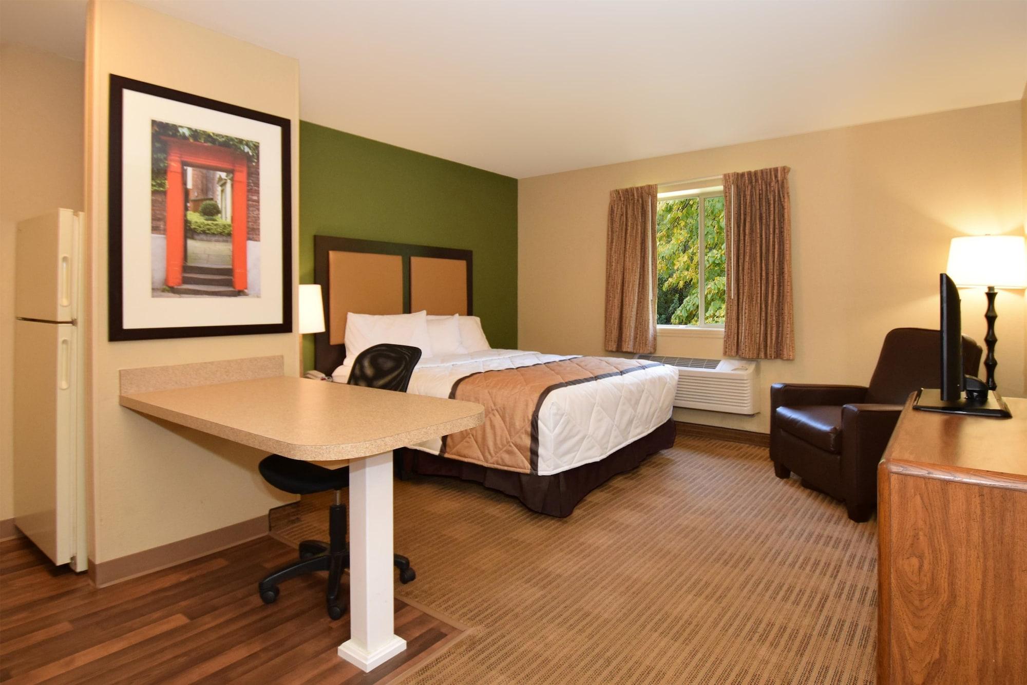 Extended Stay America Select Suites - Rockford - State Street Extérieur photo