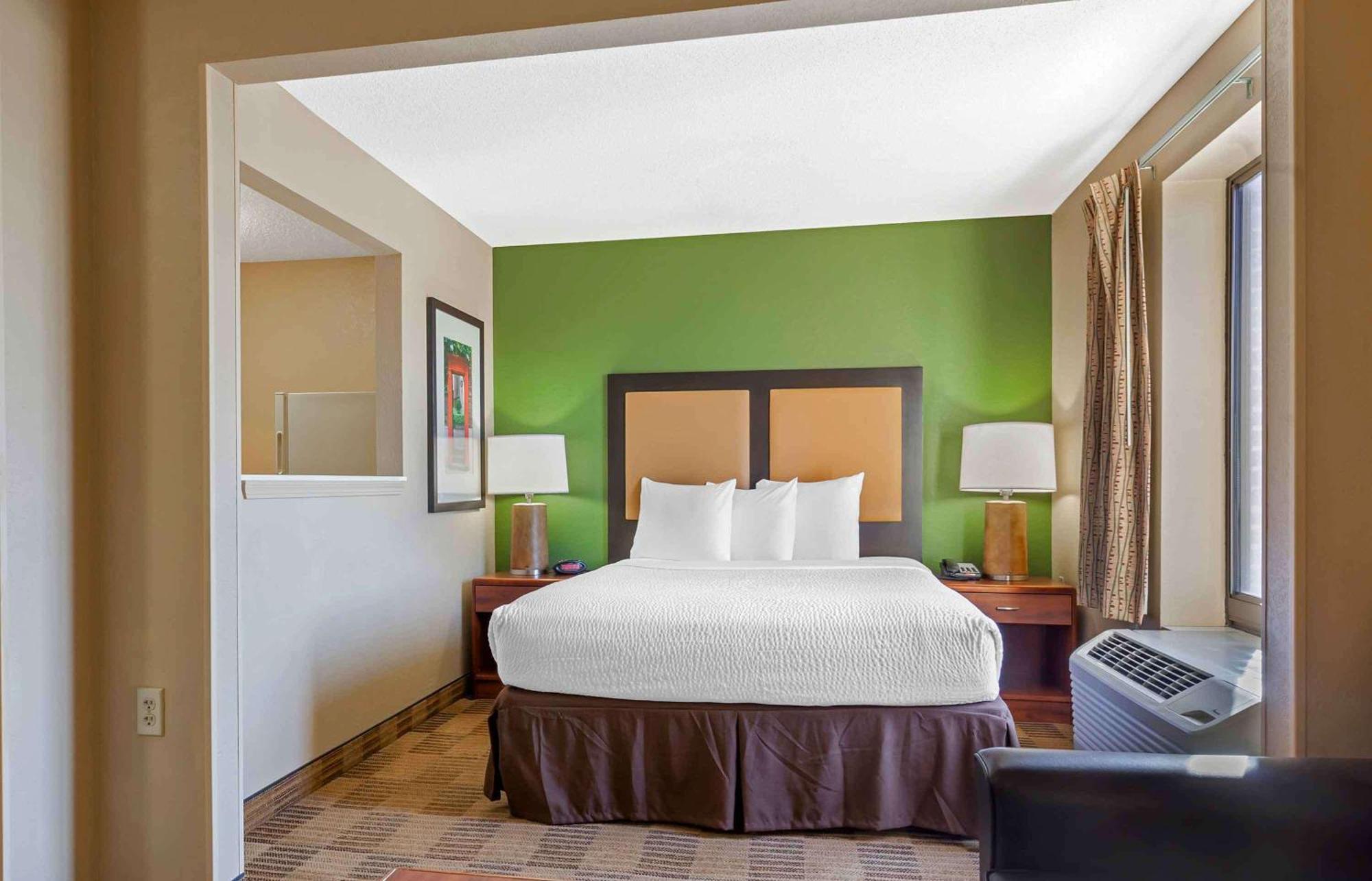 Extended Stay America Select Suites - Rockford - State Street Extérieur photo