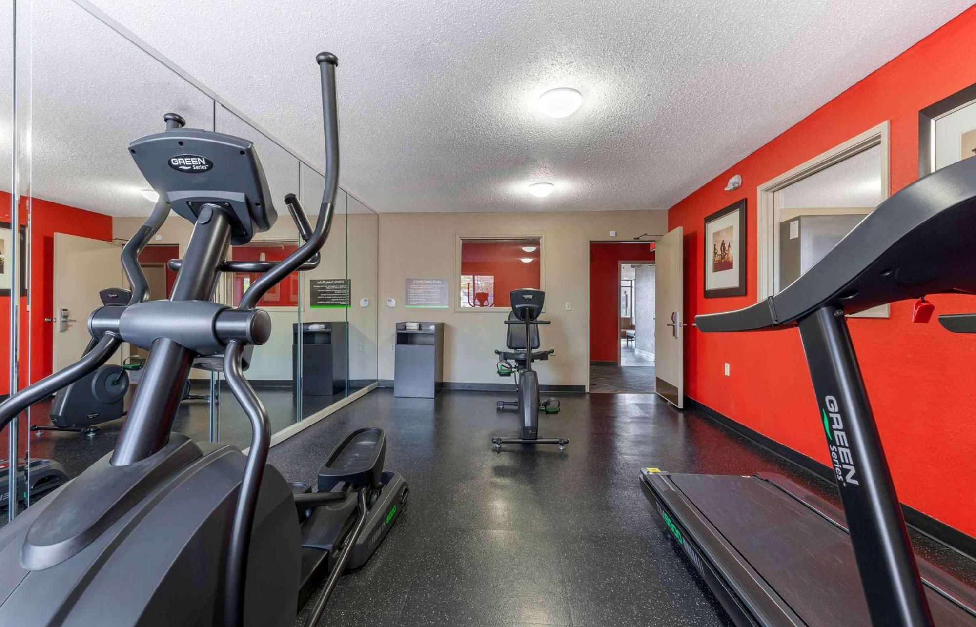 Extended Stay America Select Suites - Rockford - State Street Extérieur photo