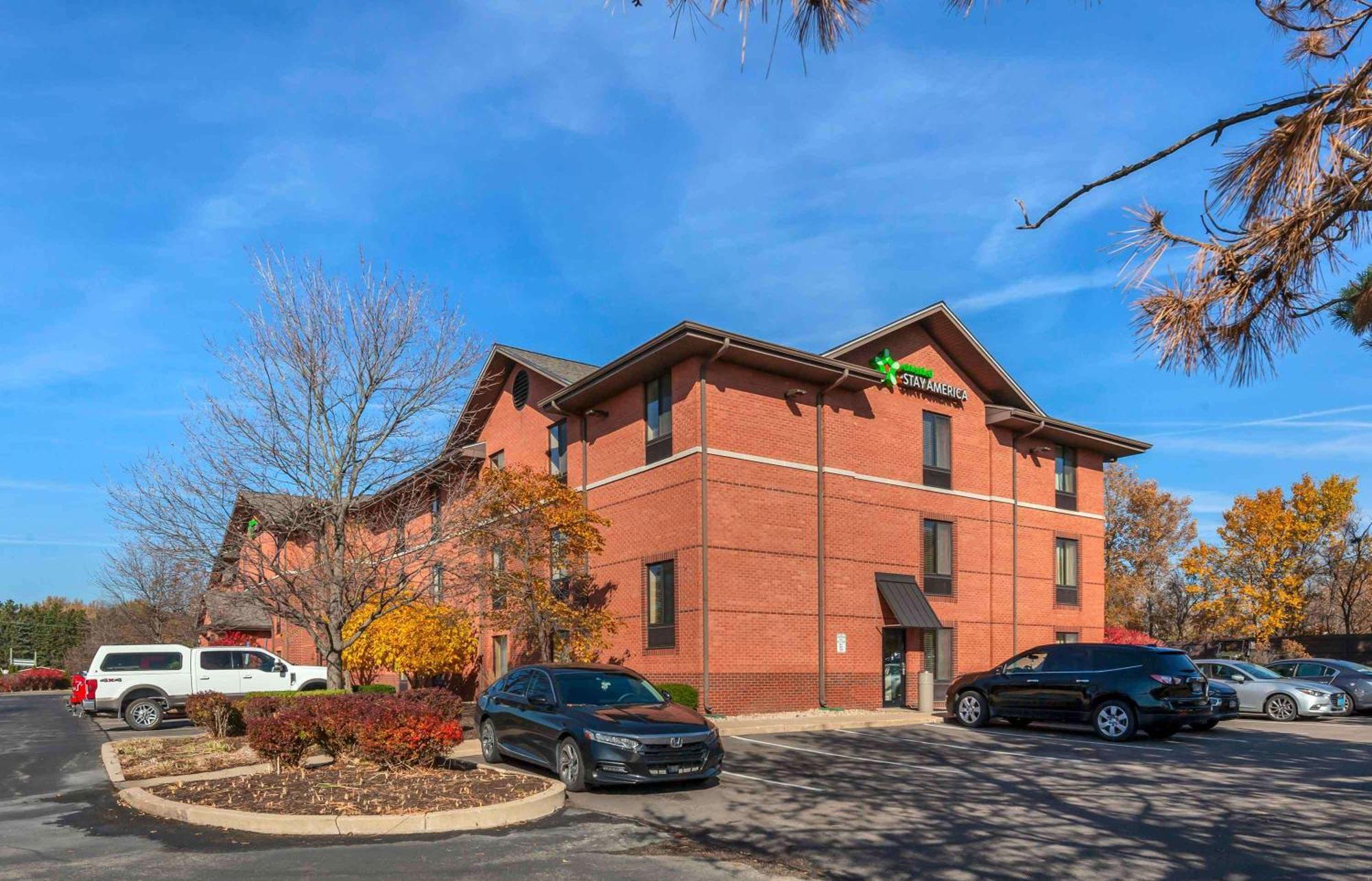 Extended Stay America Select Suites - Rockford - State Street Extérieur photo