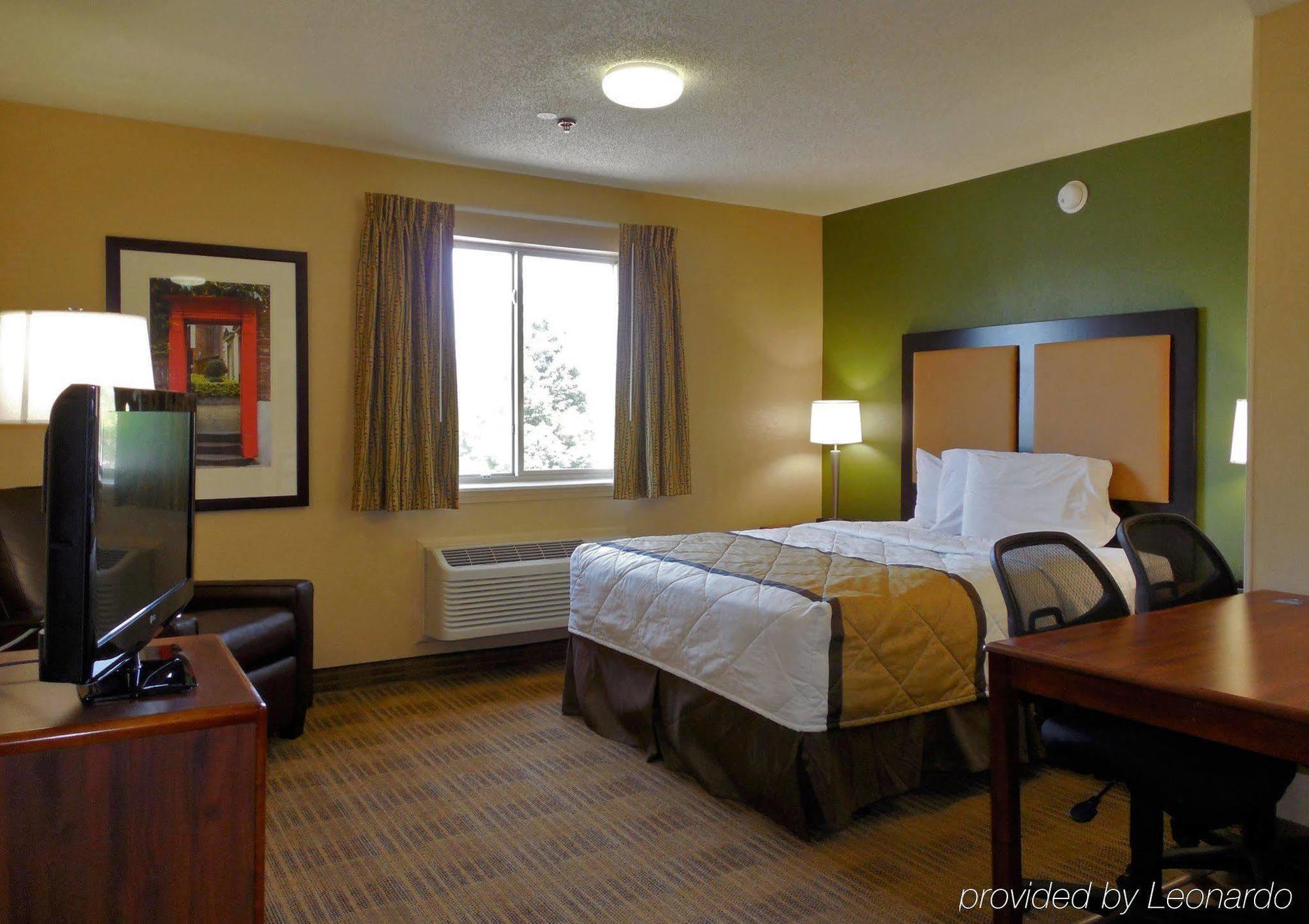 Extended Stay America Select Suites - Rockford - State Street Extérieur photo