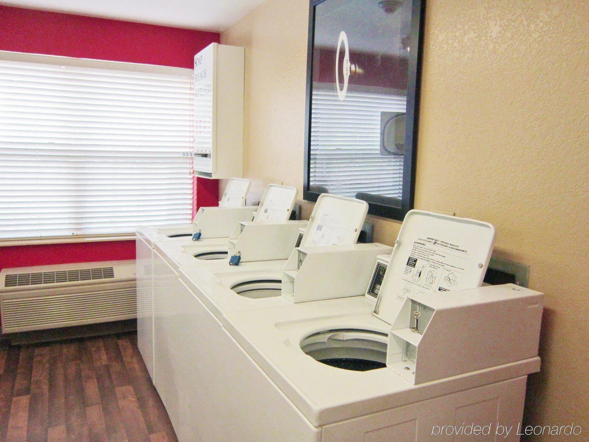 Extended Stay America Select Suites - Rockford - State Street Extérieur photo